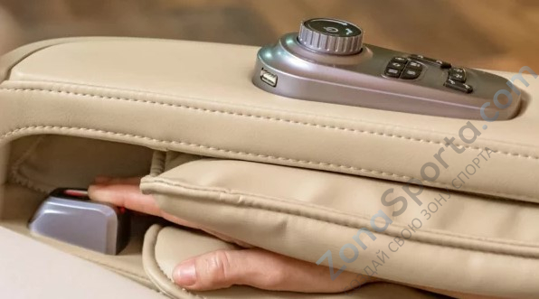 Массажное кресло Ergonova Robotouch Beige Массажное кресло Ergonova Robotouch Beige