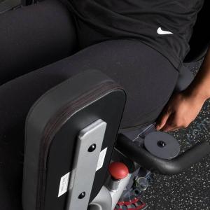 Приведение-отведение ног сидя Body Solid GIOT-STK